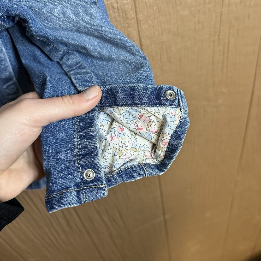OshKosh B'gosh Denim Bib Overall Girls 12M Blue With Floral Leg Cuffs And Trim - Picture 4 of 7